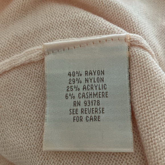 Hot in Hollywood cashmere blend soft pink tunic sweater faux rhinestone detail - Picture 7 of 16